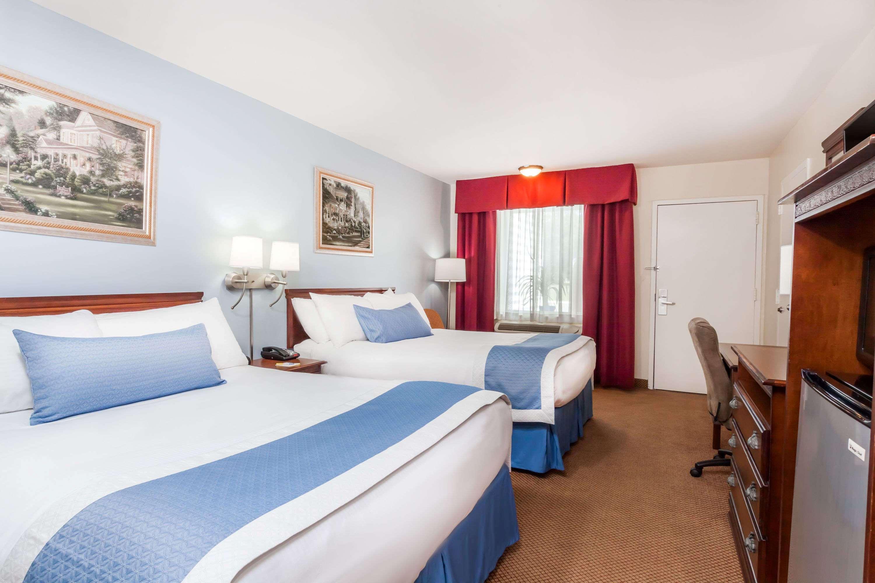 Days Inn By Wyndham Hampton Εξωτερικό φωτογραφία