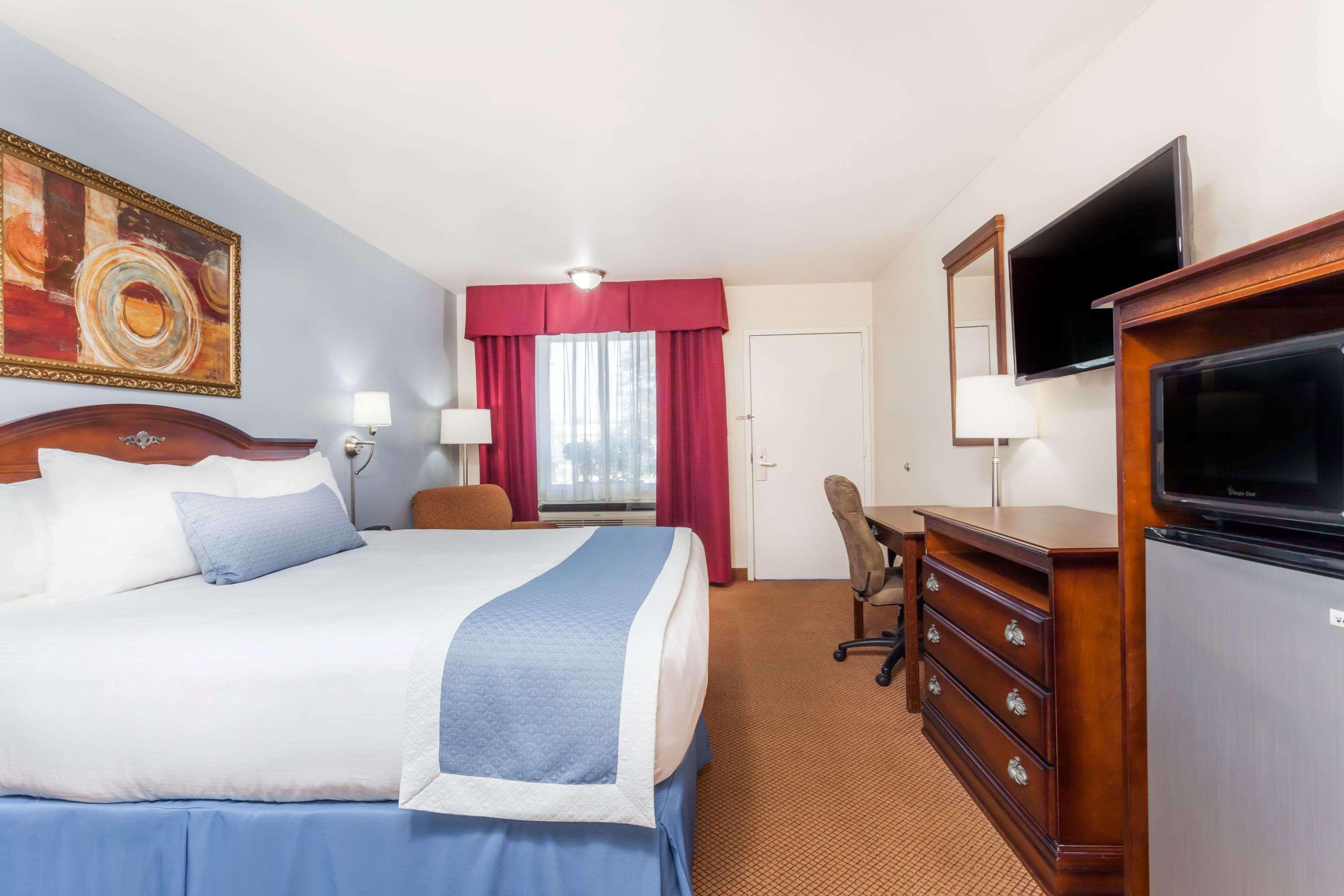 Days Inn By Wyndham Hampton Εξωτερικό φωτογραφία