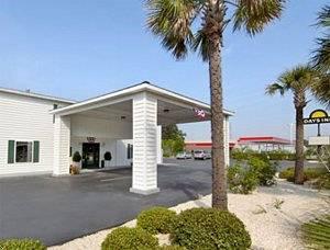 Days Inn By Wyndham Hampton Εξωτερικό φωτογραφία